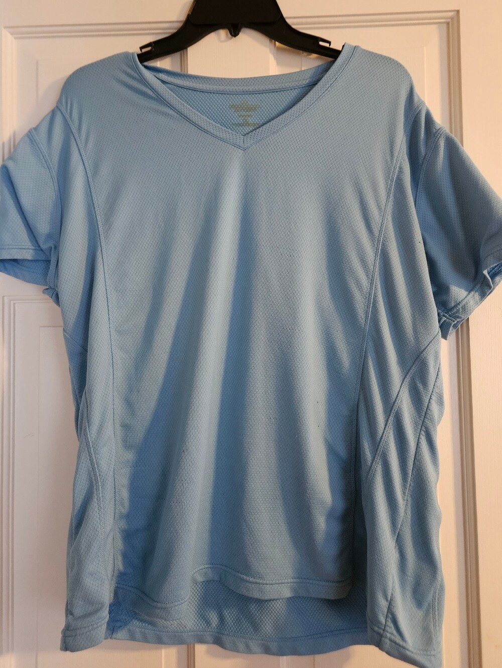 Athletic V-neck Top